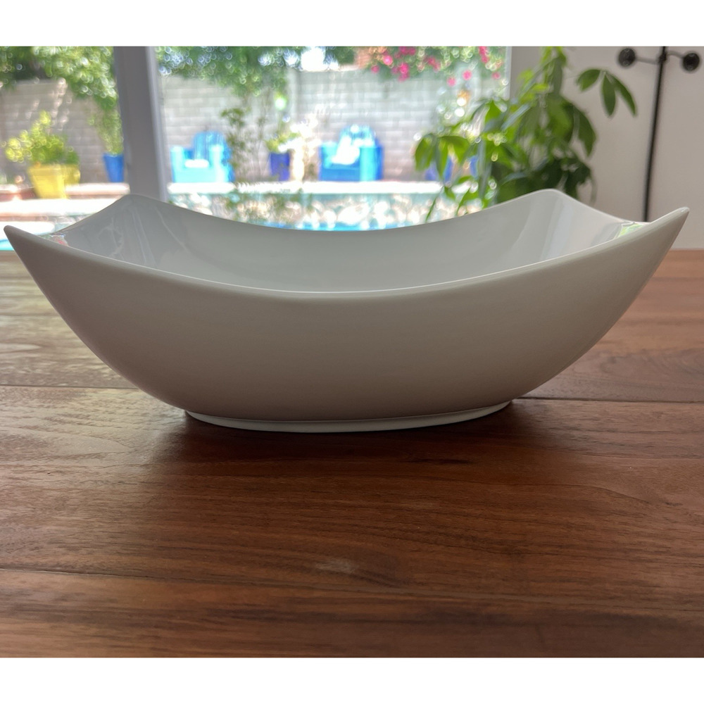 Fitz and Floyd Everyday White Porcelain Serving Bowl